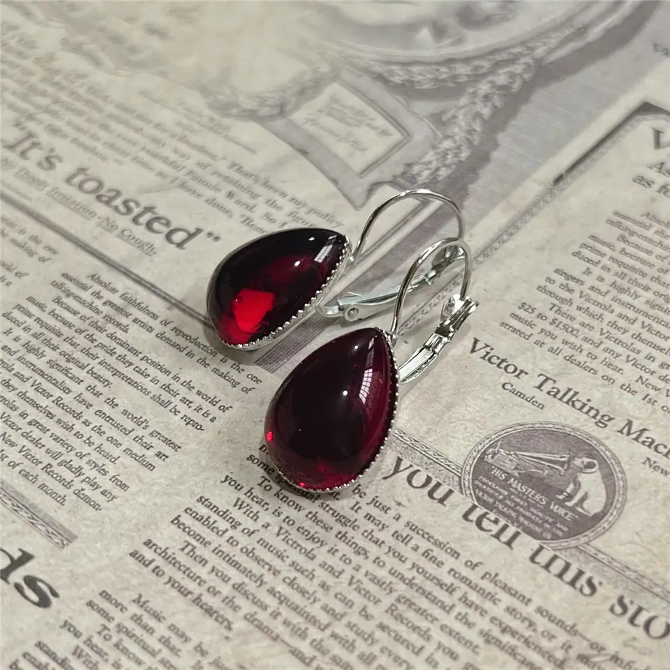 Gothic Vampire Blood Red Earri - đánh giá và giá Women'S Vampire Accessories