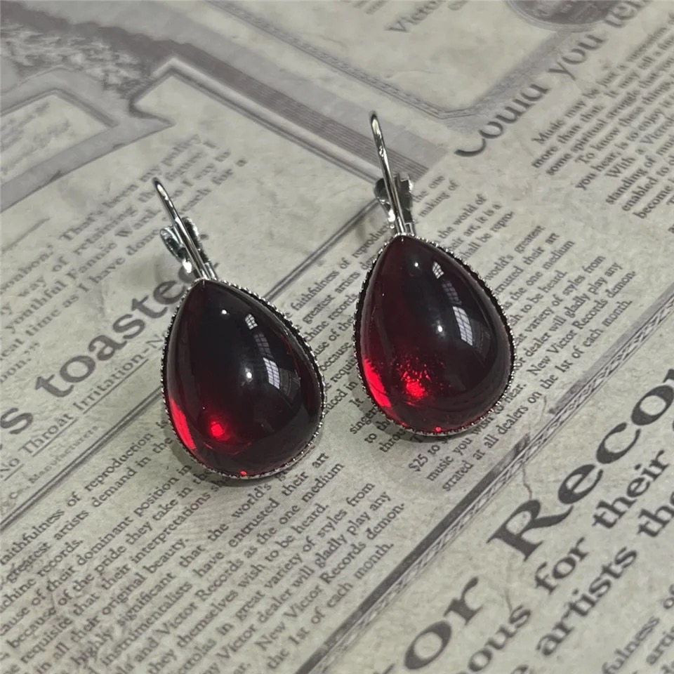 Gothic Vampire Blood Red Earri - đánh giá và giá Women'S Vampire Accessories