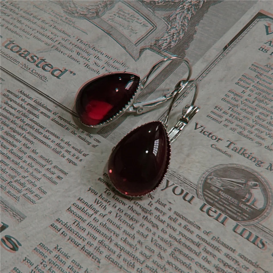 Gothic Vampire Blood Red Earri - đánh giá và giá Women'S Vampire Accessories