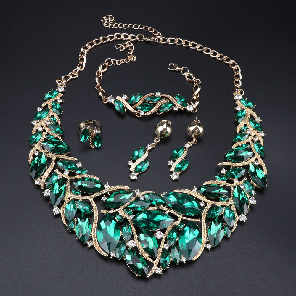 CYNTHIA Xanh Sang Trọng Màu Sắ - đánh giá và giá Women Accessories India