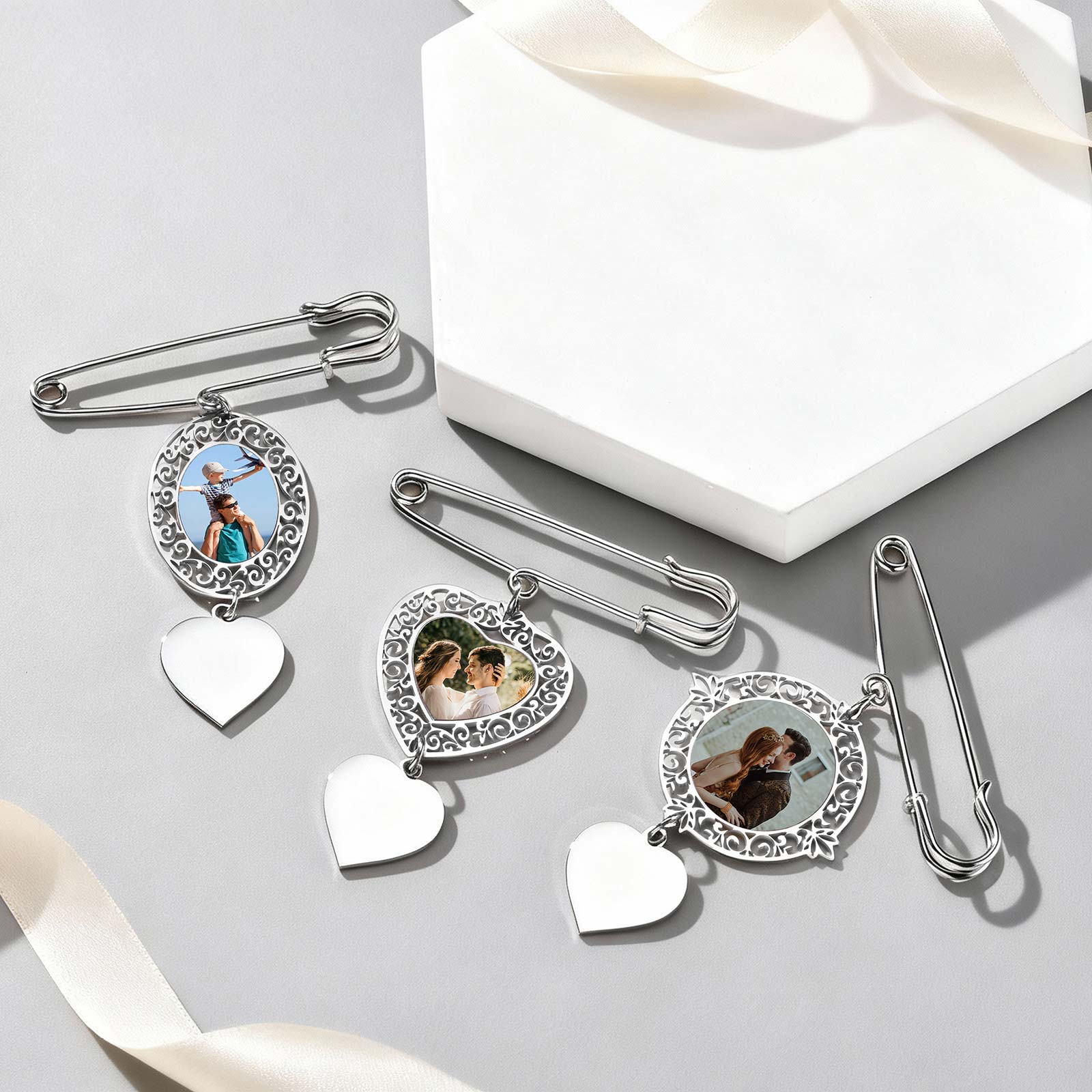 Custom Picture Badge Brooches  - đánh giá và giá Women Accessories Images
