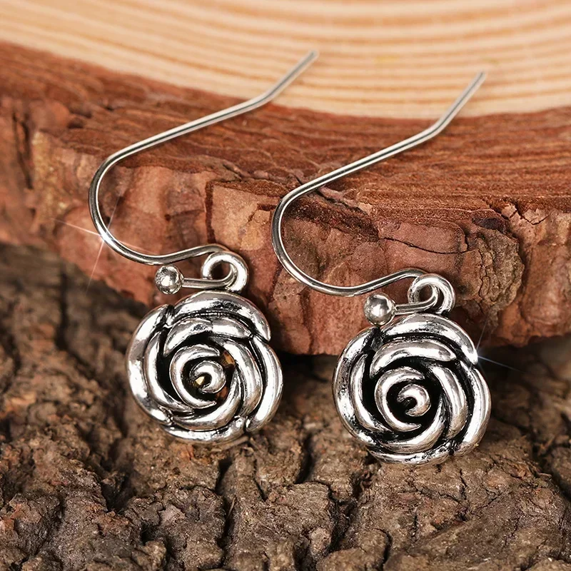 2025 New Elegant Retro Rose Bl - đánh giá và giá Women'S Accessories New Look